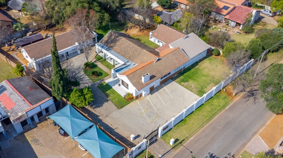 Commercial Property for Sale in Flamwood North West